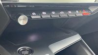 Peugeot 308 Sw PHEV 180ch Allure e-EAT8 — photo 16