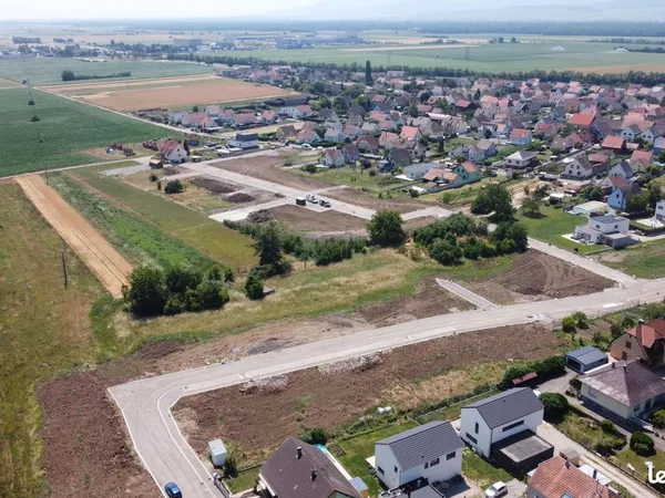 Terrains à bâtir à Sainte Croix en Plaine