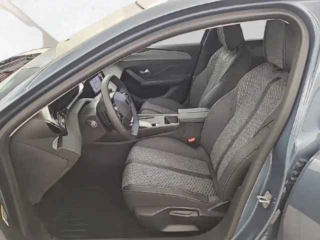 Peugeot 308 sw hybrid 145 e-dcs6 — photo 11