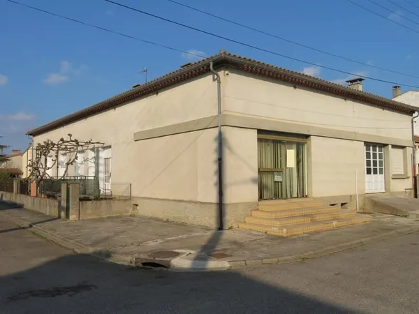 A Vendre Villa +Local Commercial Limoux