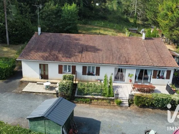 Maison 12 pièces 300 m²