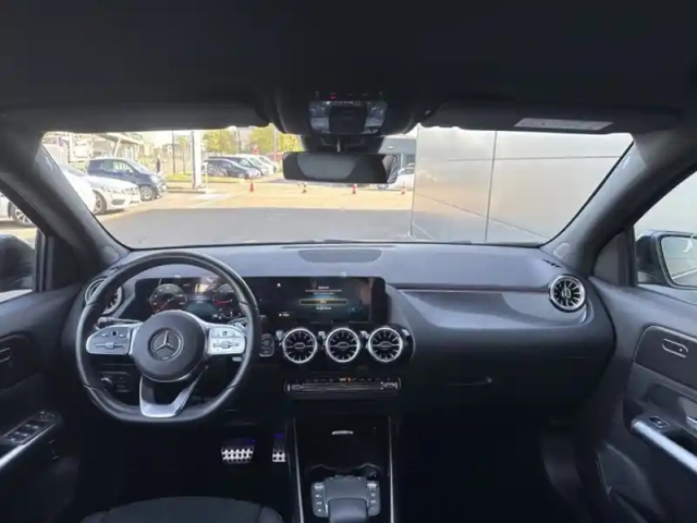 Mercedes Gla 200 d amg line — photo 6