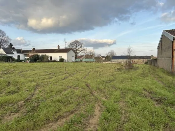 Terrain constructible 1296 m²
