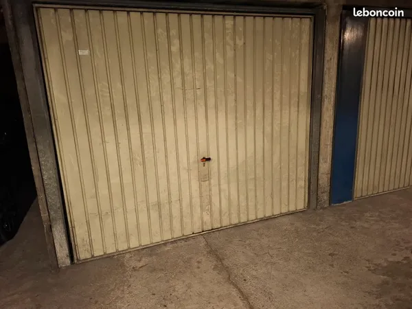 Box 13 m² Jules Joffrin