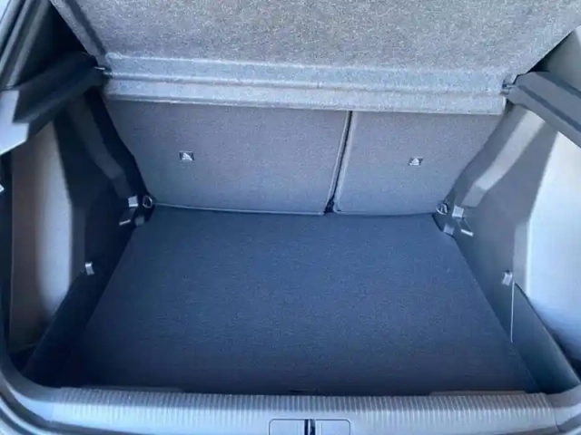 Peugeot 2008 electrique 50 kwh 136 ch — photo 15