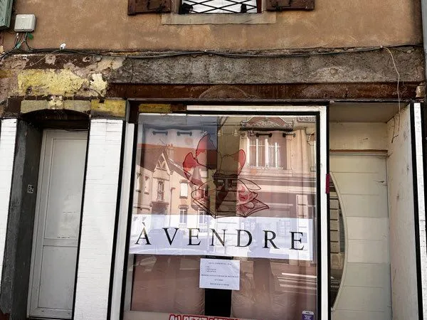 LOCAL COMMERCIAL À VENDRE - 40 m²