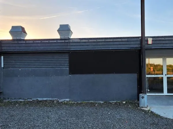 Local d’activité et entrepôt Vente Capens 212000€
