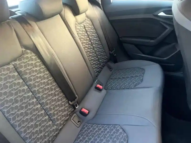 Audi A1 sportback 30 tfsi 116 ch s tronic 7 — photo 30