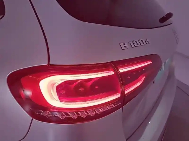 Mercedes Classe B 180 d 7g-dct — photo 17