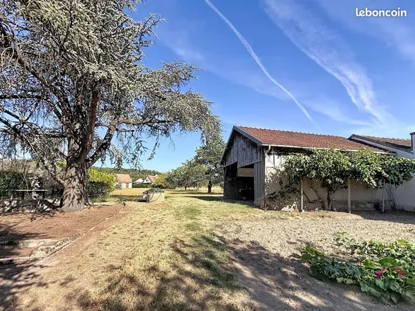 Terrain 1 902 m² Desertines