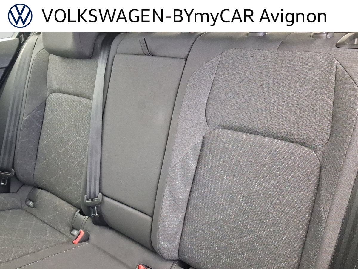 Volkswagen Golf 1.0 eTSI OPF 110 DSG7 — photo 24