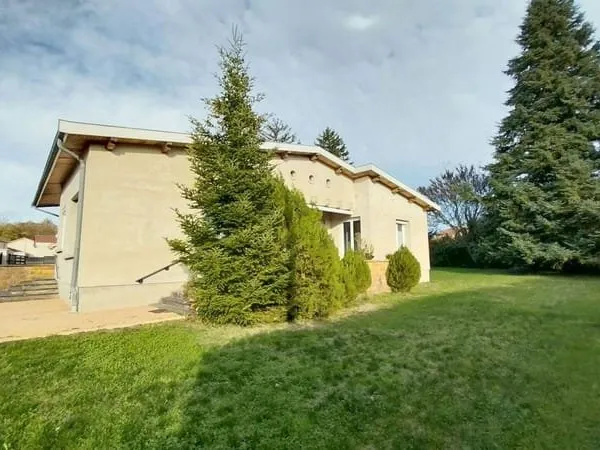Maison de plain-pied 5 pièces 140 m²