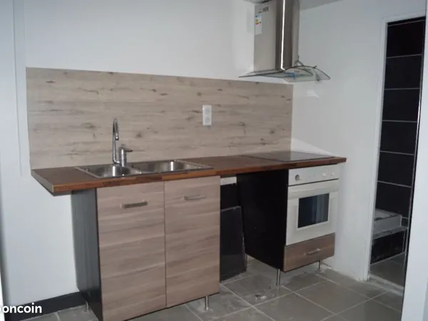Studio 1 pièce 25 m²