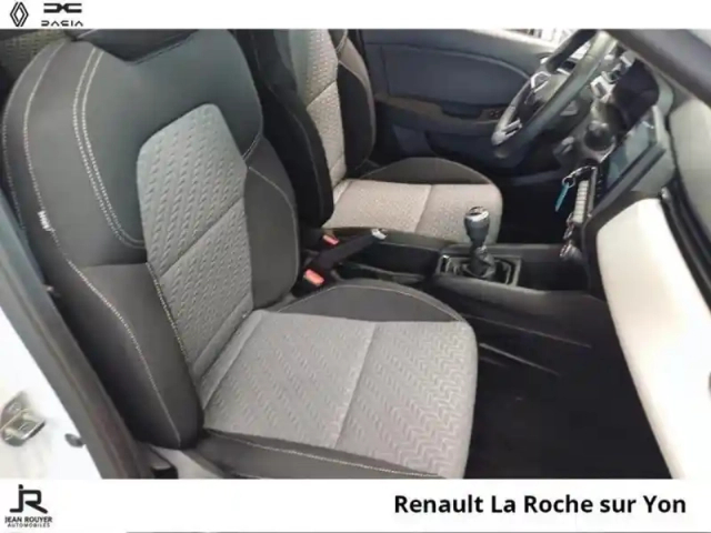Renault Clio 1.5 blue dci 100ch evolution — photo 5