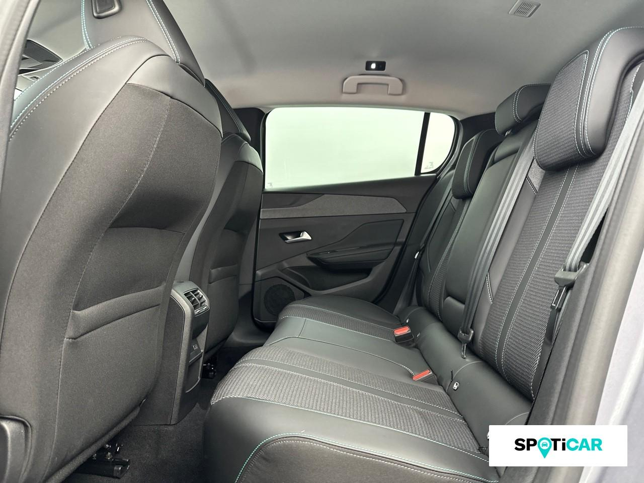Peugeot 308 1.2 puretech 130ch s&s allure — photo 10