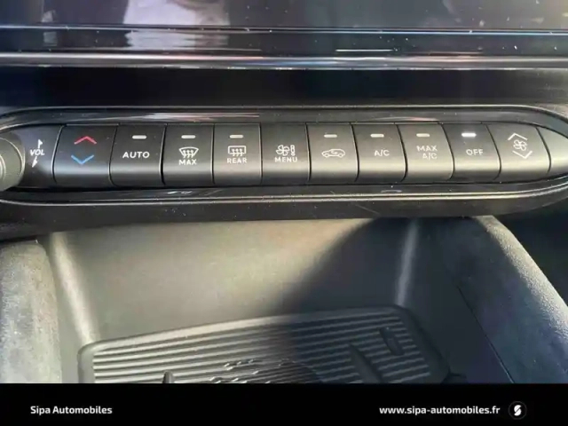 Alfa Romeo Junior 1.2 ibrida 145 ch e-dct6 q4 — photo 50