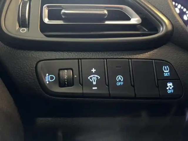 Hyundai I30 sw 1.0 t-gdi 120 ibvm6 hybrid 48v — photo 26