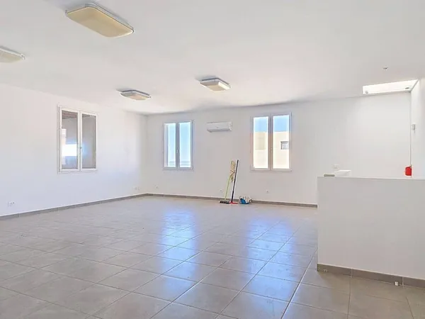 Bureaux 137 m²