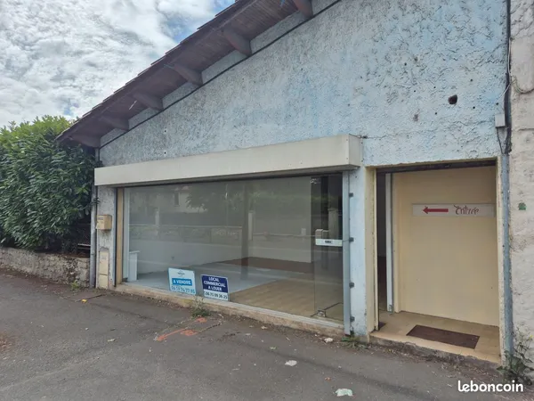 Local Commercial 50 m2, sur axe passant