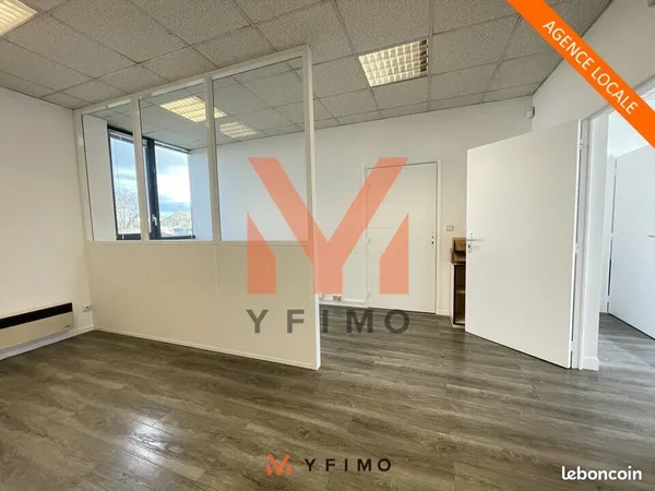 Bureaux 200 m² LES MUREAUX