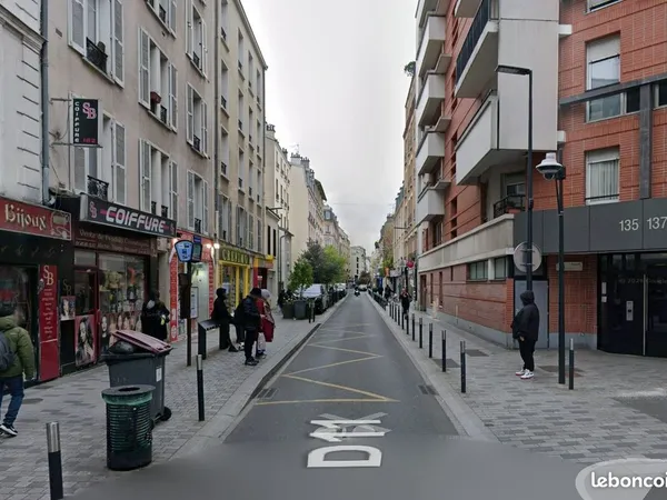 Boutique 137 m² Asnières-sur-Seine