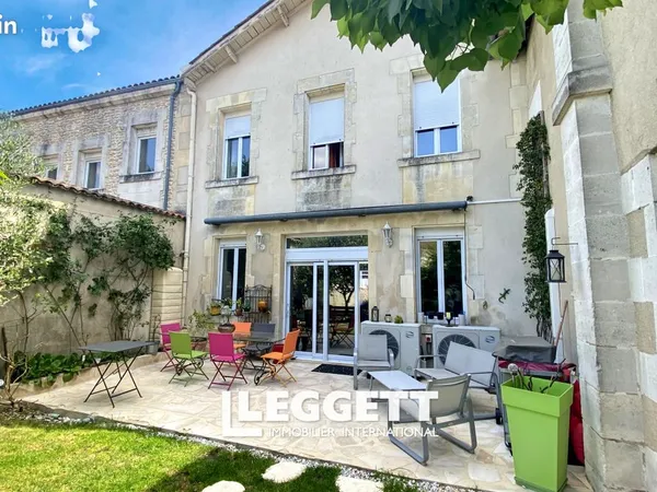 Maison 10 pièces 340 m²