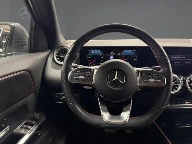 Mercedes Eqa 250+ amg line — photo 34