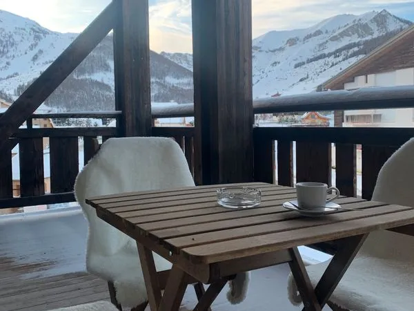 À VENDRE plusieurs appartements T2 avec Piscine et place de parking - Auron, Le Pilon