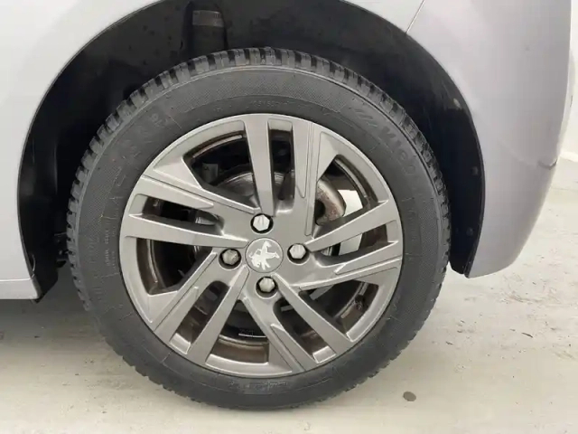 Peugeot 208 puretech 100 s&amp;s bvm6 — photo 48