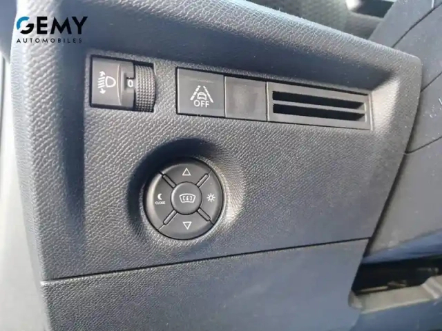 Citroën C4 puretech 130 s&amp;s eat8 — photo 13