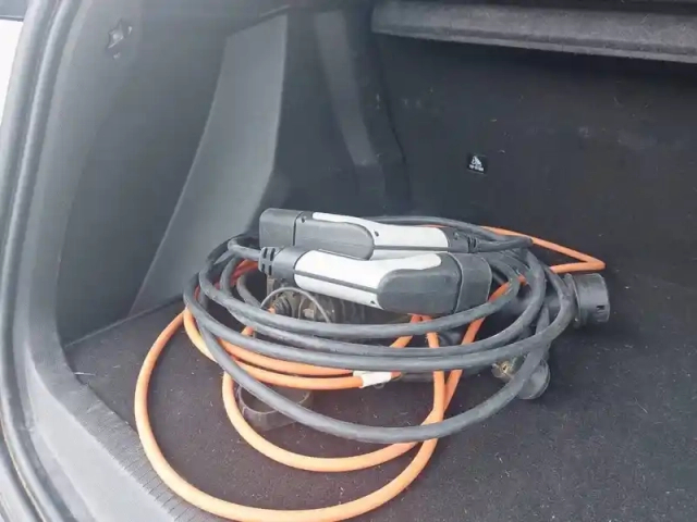 Peugeot 2008 electrique 136 ch — photo 6