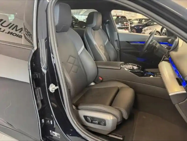 Bmw Serie 5 série 5 touring 530e 299ch m sport — photo 8
