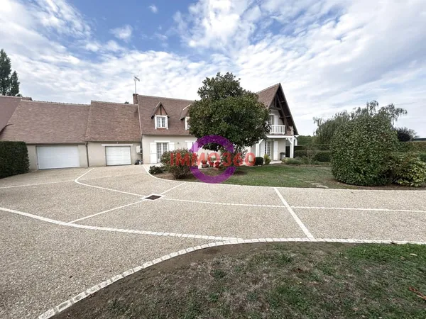 Propriété d'exception de 240 m2 à Villiers-sur-Loir avec pis
