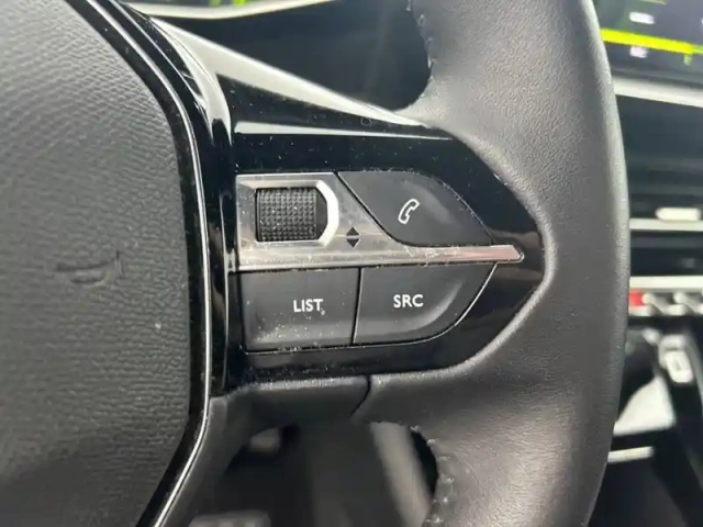 Peugeot 2008 puretech 130 s&amp;s bvm6 — photo 19