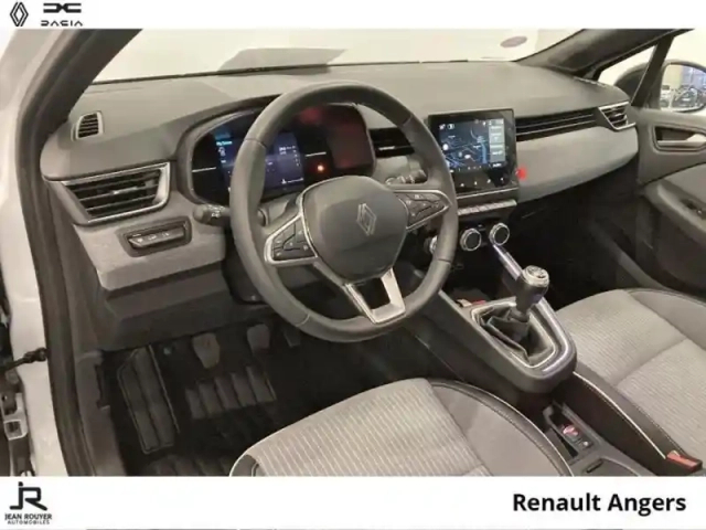 Renault Clio 1.0 tce 90ch techno - 24 — photo 15
