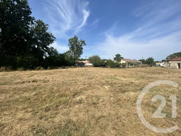 Terrain 1925 m²