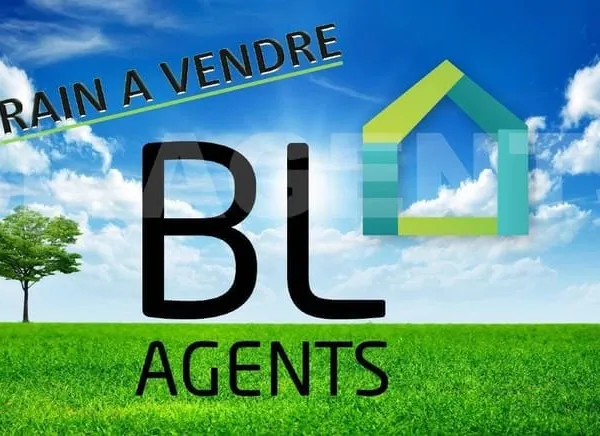 Terrain constructible 785 m²