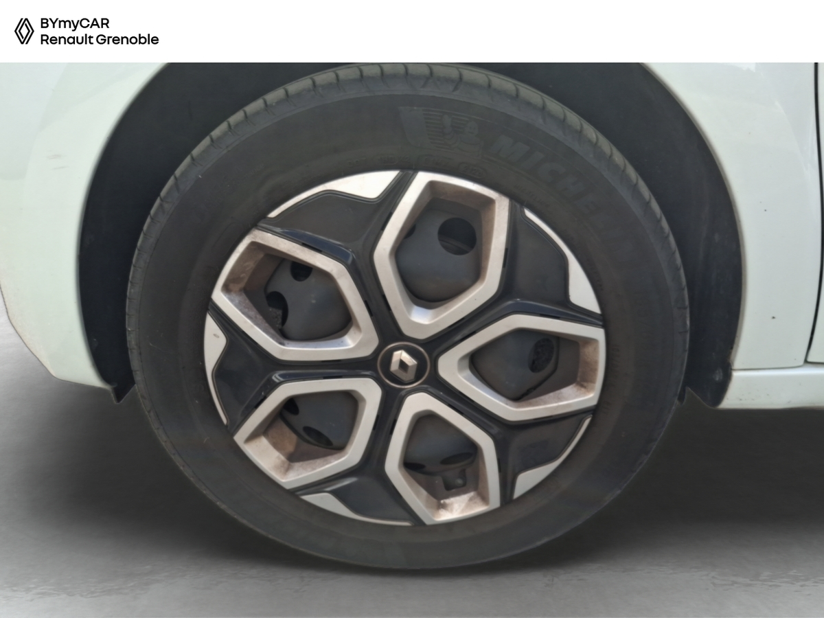 Renault Twingo III SCe 65 — photo 14