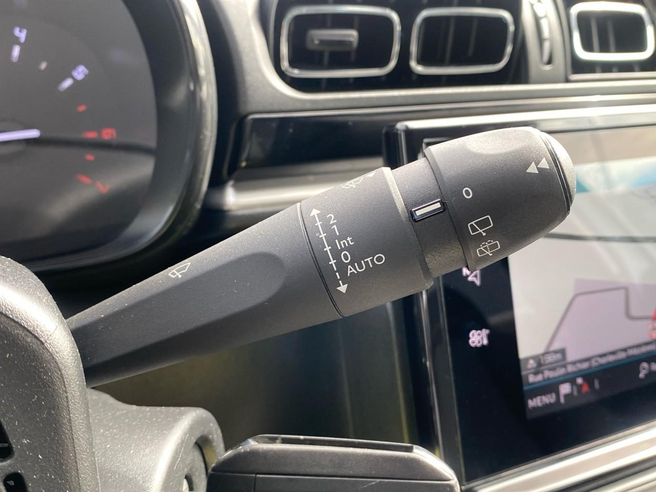 Citroën C3 1.2 puretech 83ch s&s shine — photo 18