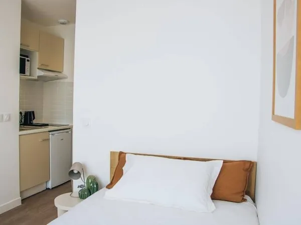 Studio 1 pièce 19 m²