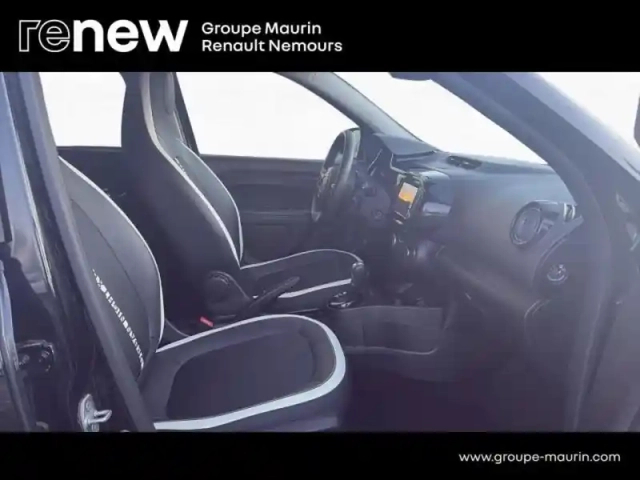 Renault Twingo e-tech electric urban night r80 achat intégral — photo 15