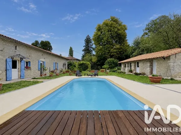 Maison 5 pièces 172 m²