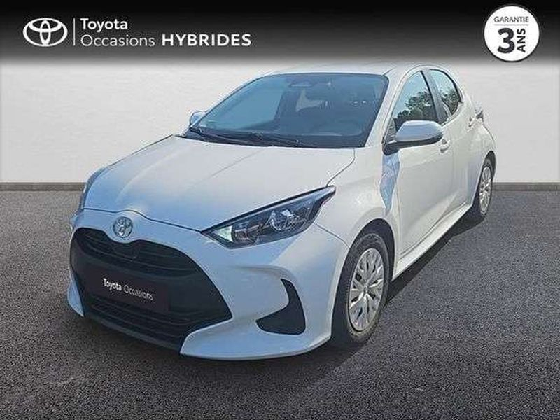 Toyota YARIS Toyota Yaris 116h Dynamic 5p MC24 — photo 1