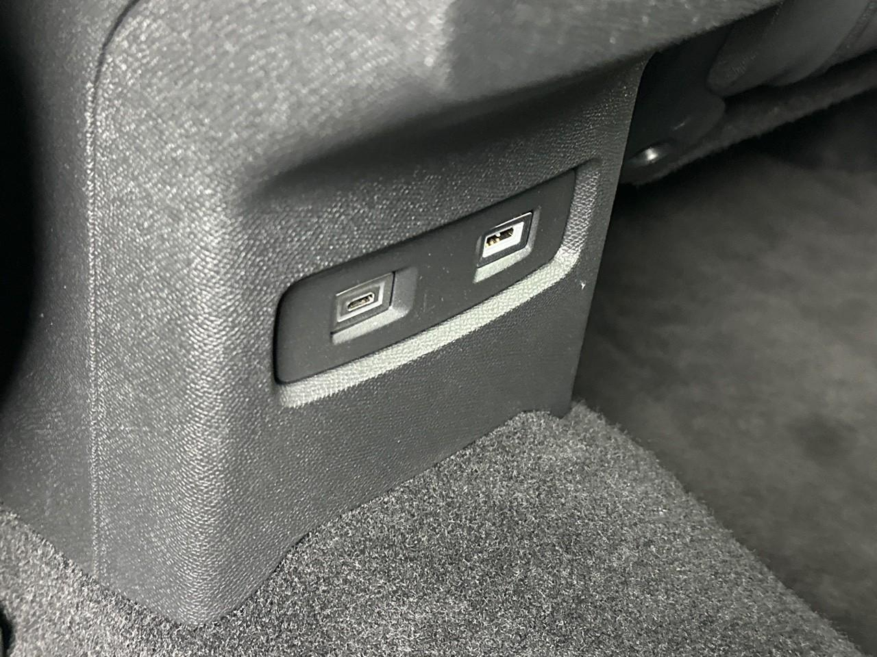 Citroën C4 puretech 130 s&s eat8 shine pack — photo 37