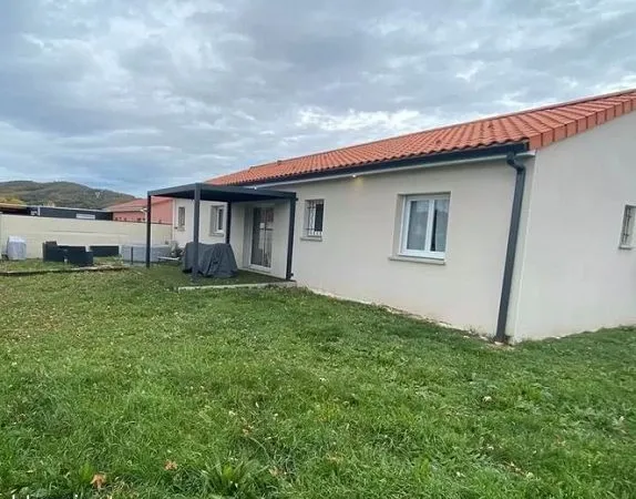 Villa 4 pièces 80 m²