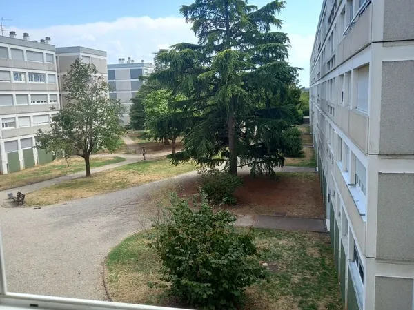 VS T3 DS RES SECURISEE ET ARBOREE AV CAVE ET PARKING INCLUS