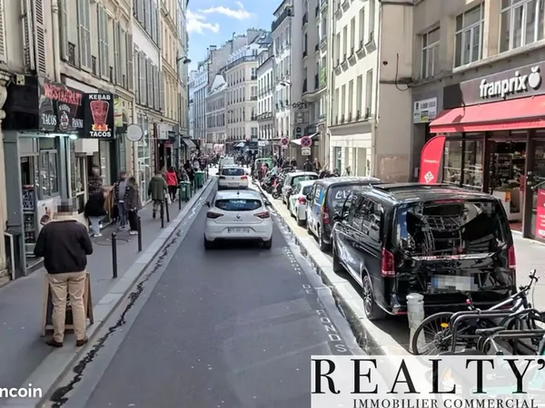 Local commercial 114 m²