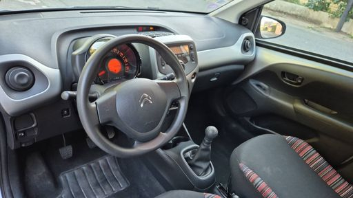 Citroen C1 1.2 PureTech 82 - Feel – 2016 – 16896 km – Essence – Boîte Manuelle — photo 18