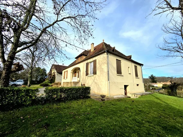Corps de ferme 8 pièces 200 m²