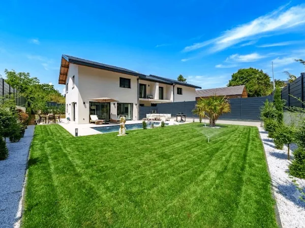 Maison 5 pièces 157 m²